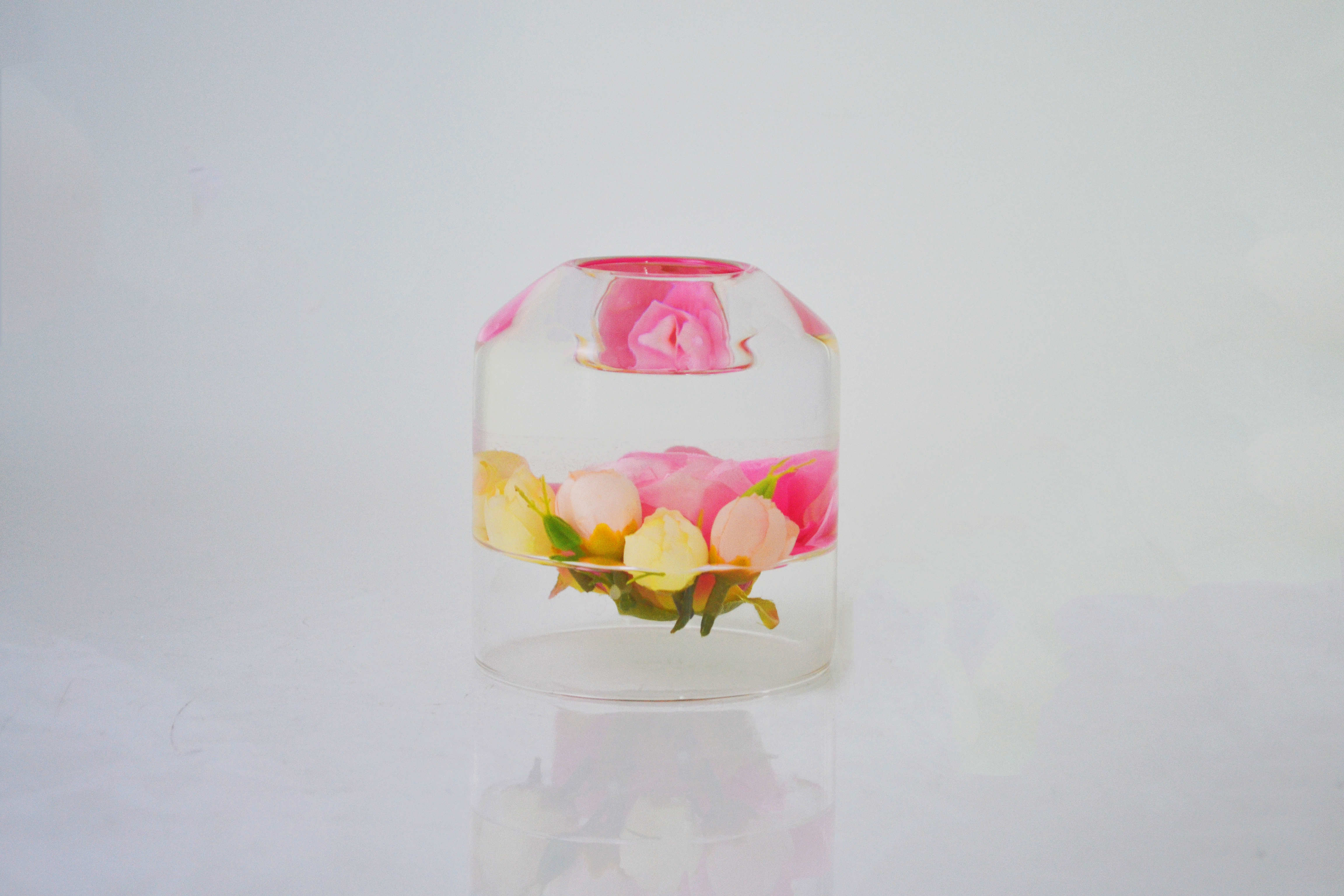 Lovely Flower Candle Holder Handmade Glass Desktop Crafts 