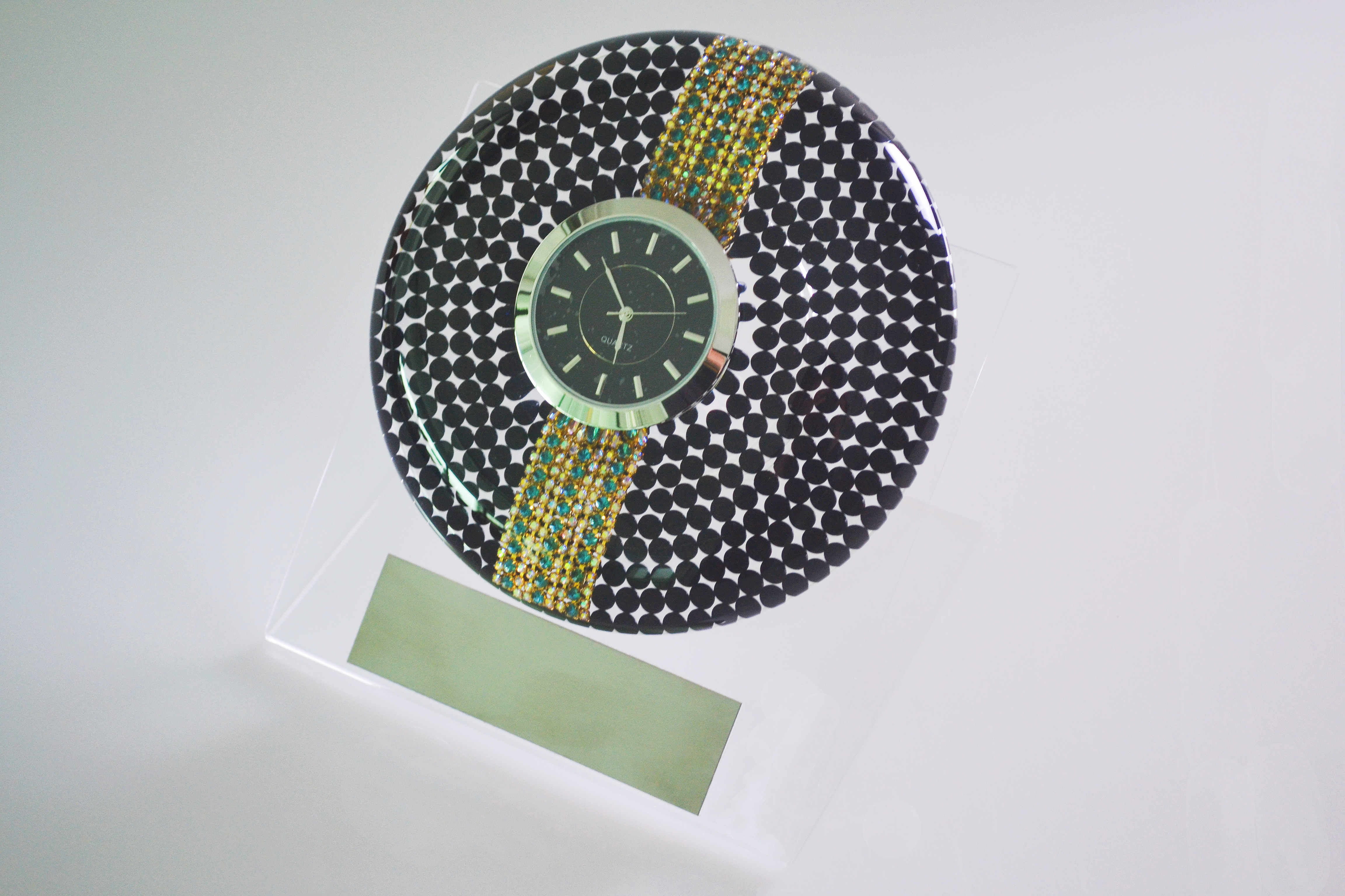 Glass Gifts Green Diamond Deco. Black Pearl Design Watch Crafts