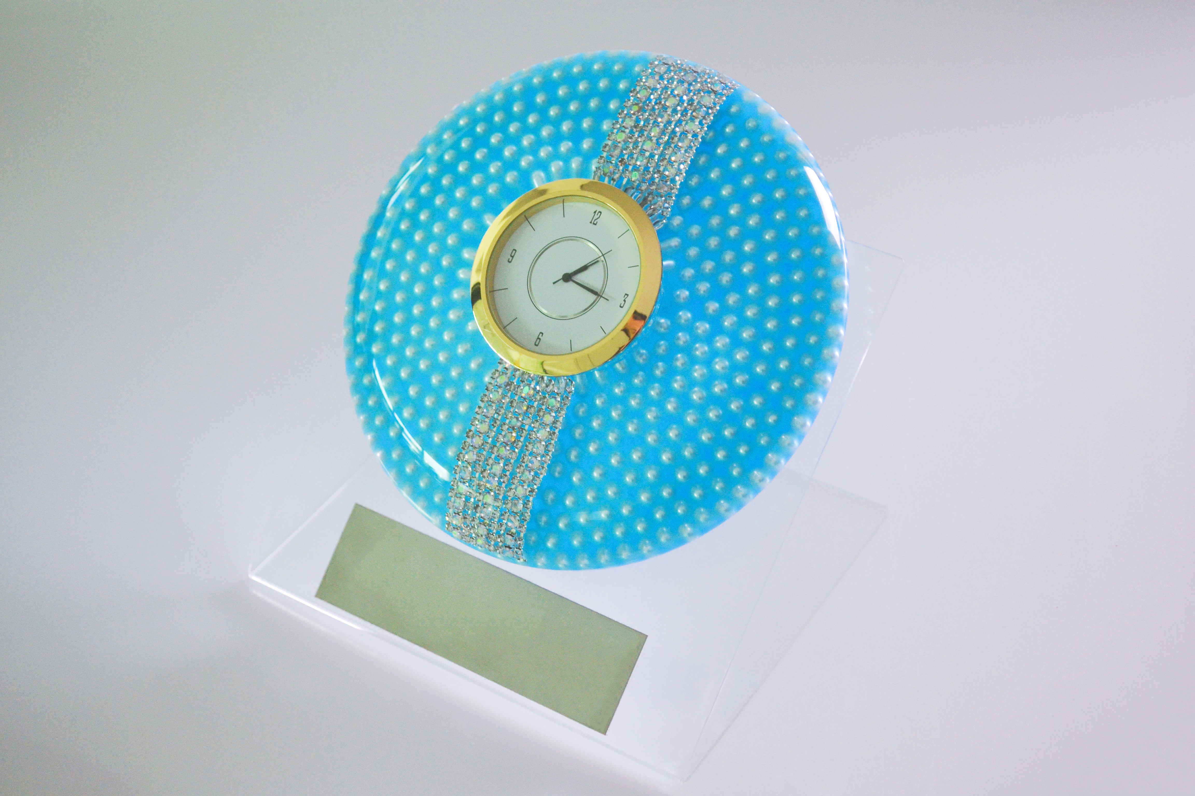 Blue background White Pearl Glass Watch Fancy Desktop Gifts